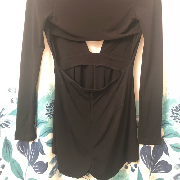 Nasty Gal Plunging Open Back Romper - Picture 4 of 6